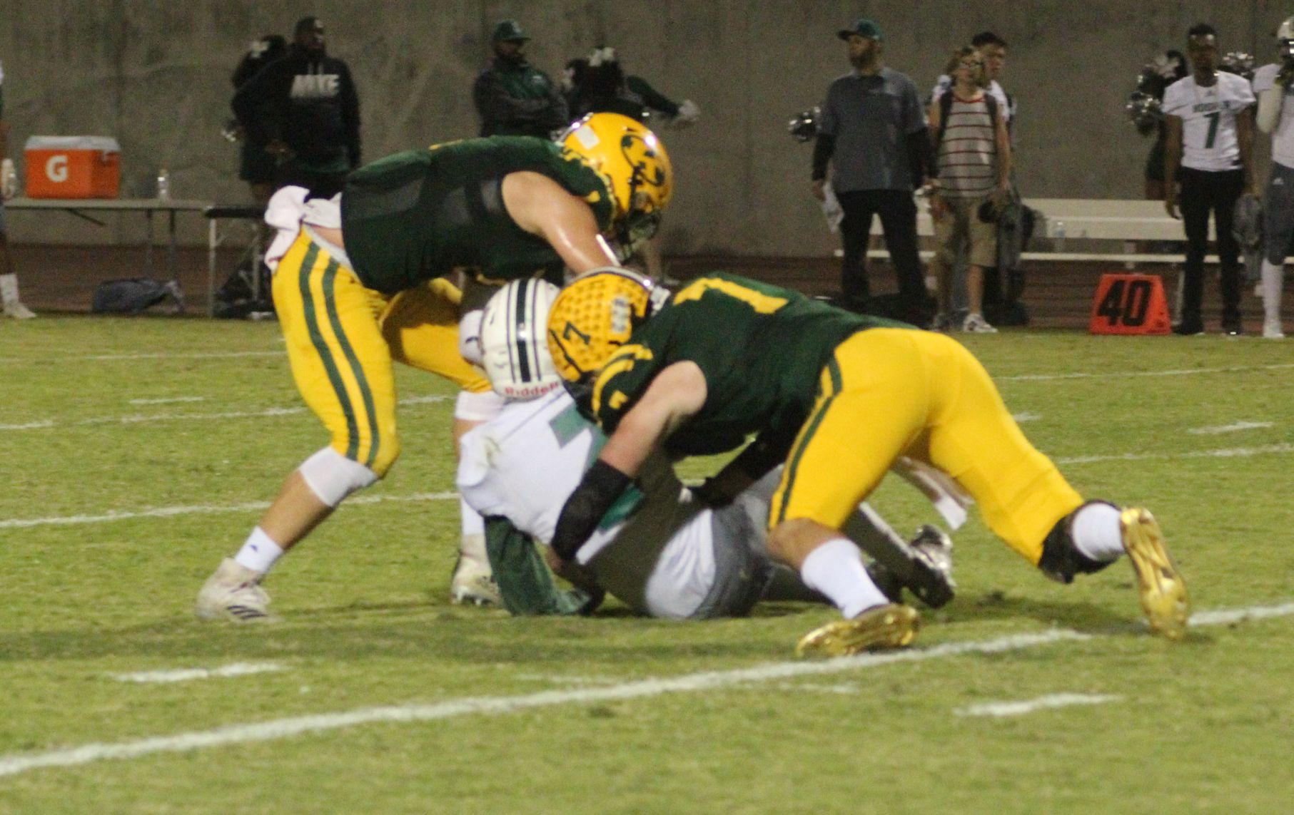 Kingsburg shuts down Hoover